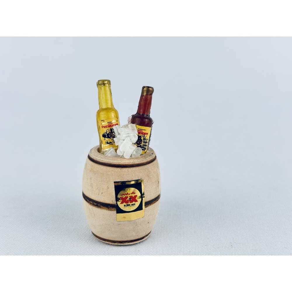 President Beer 2 Two‎ Bottles Barrel Key Chain - Advertising